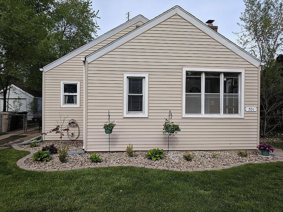1st image of 701 Northwood Dr