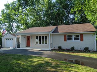 102 Radix Rd, Williamstown, NJ 08094