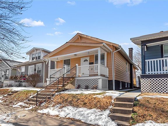 3rd image of 5027 Leona St