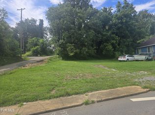 N Irish St, Greeneville, TN 37743