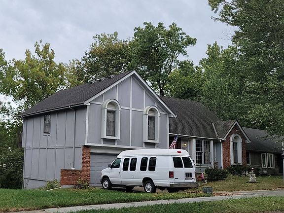 2nd image of 8107 N Oregon Ave
