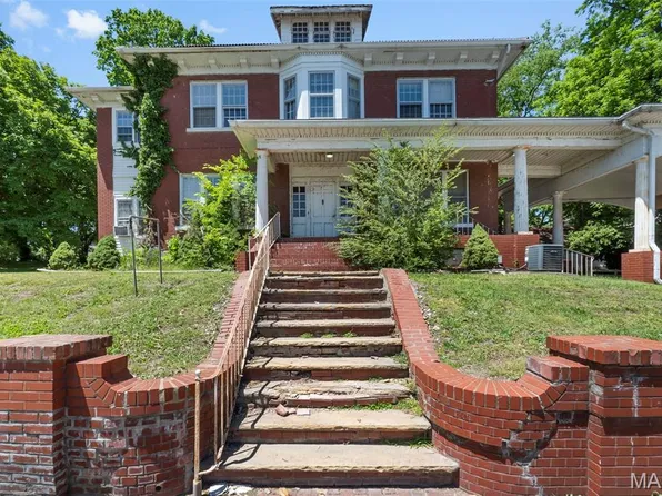 325 N Sprigg St, Cape Girardeau, MO 63701