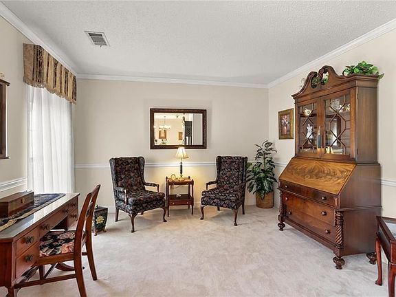2nd image of 111 Harrow Dr