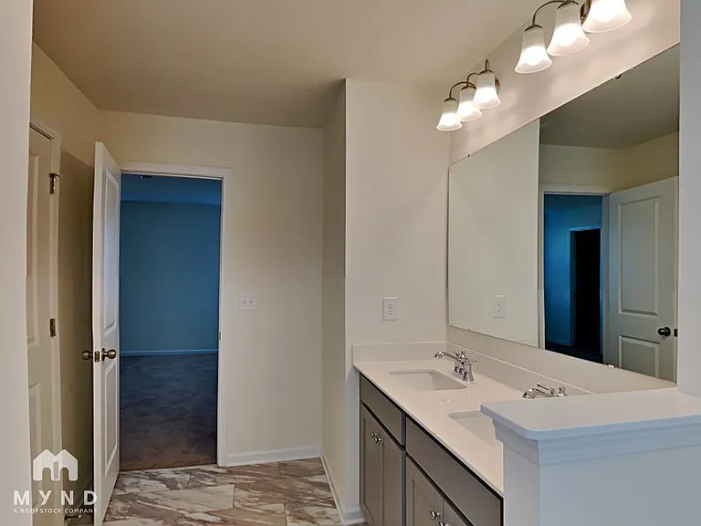 1568 Banham Dr — Photo 20