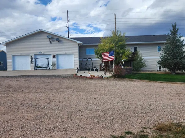 7604 Ridge Rd, Cheyenne, WY 82009