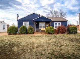 1501 Pine Ave, Clinton, OK 73601