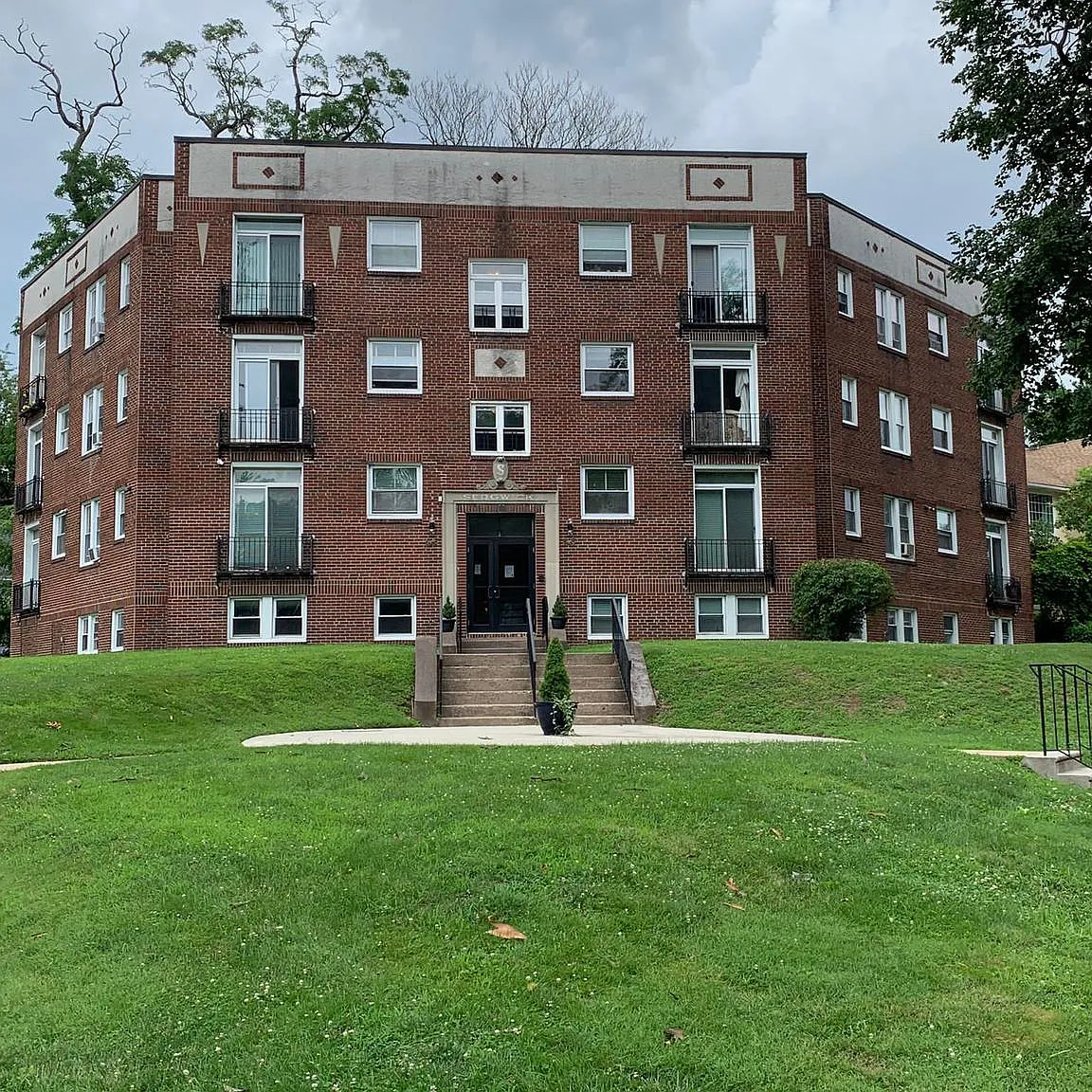1 bed, 600 sqft, $1,295 — Photo 2