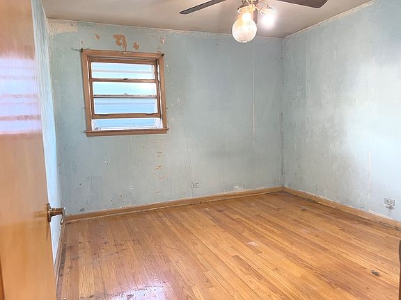 5th image of 10821 S Oak Park Ave