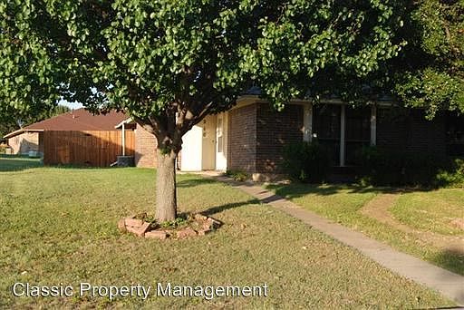 1st image of 1208 Fairhaven Dr
