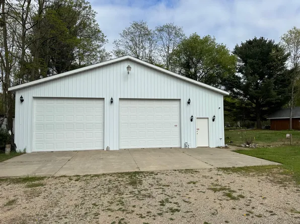 10459 Fisherman Trl, Lake, MI 48632