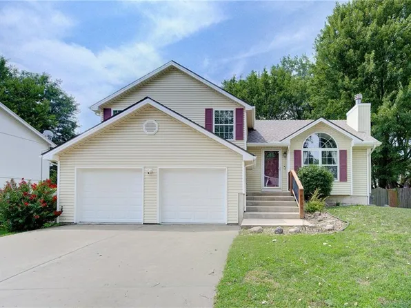 8706 N Carson Ave, Kansas City, MO 64153