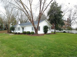 1050 N Main St, Mount Pleasant, NC 28124