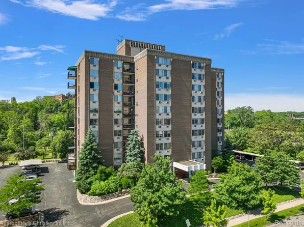 1050 Wall St APT 2B, Ann Arbor, MI 48105