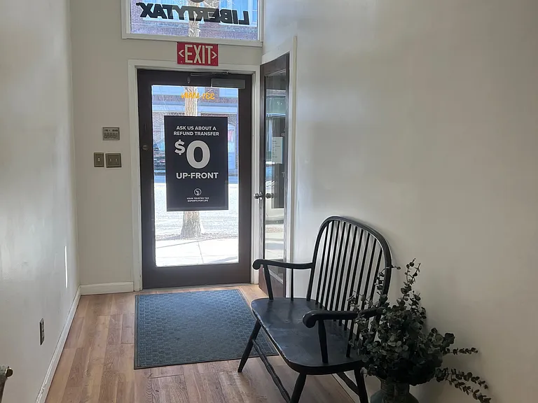 331 Main St — Photo 5