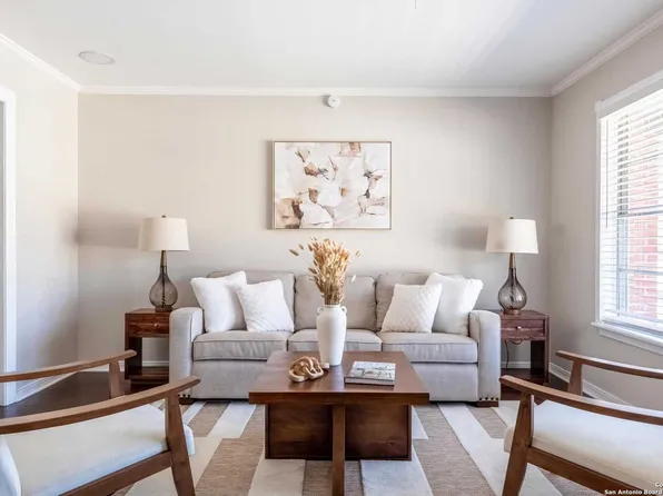 258 Chesswood, San Antonio, TX 78228