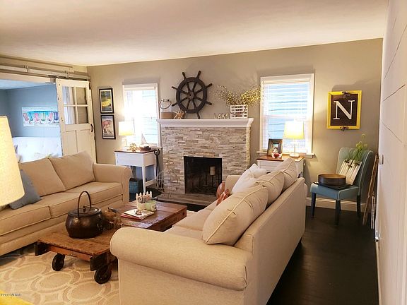 5th image of 12037 W Indian Lake Dr