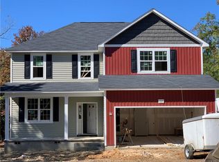 107 Eaker Dr, Cameron, NC 28326