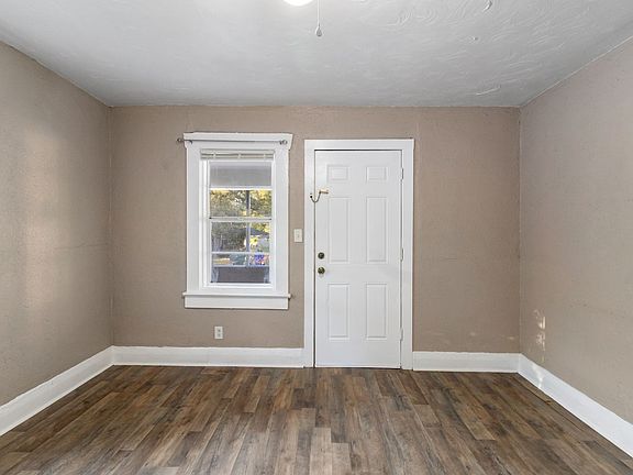 4th image of 648 W 13th St