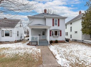 1920 14th St, Moline, IL 61265