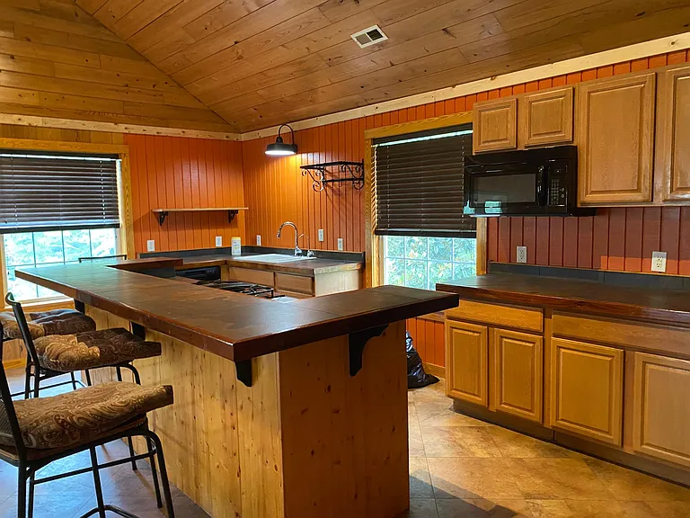 150 Lake Rd — Photo 8