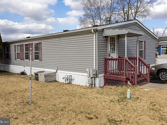 4th image of 800 College Dr #145