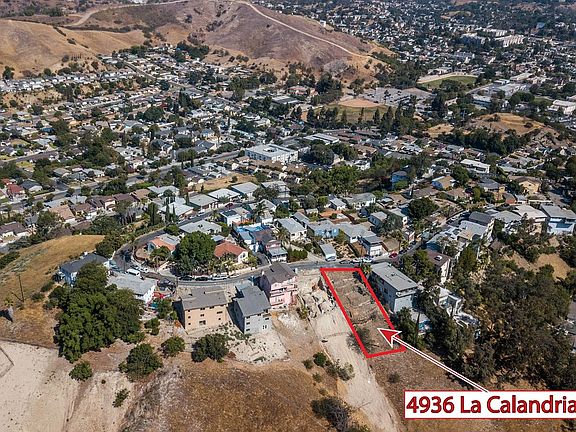 5th image of 4936 La Calandria Way