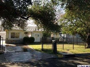 1138 Three Ranch Rd, Duarte, CA 91010