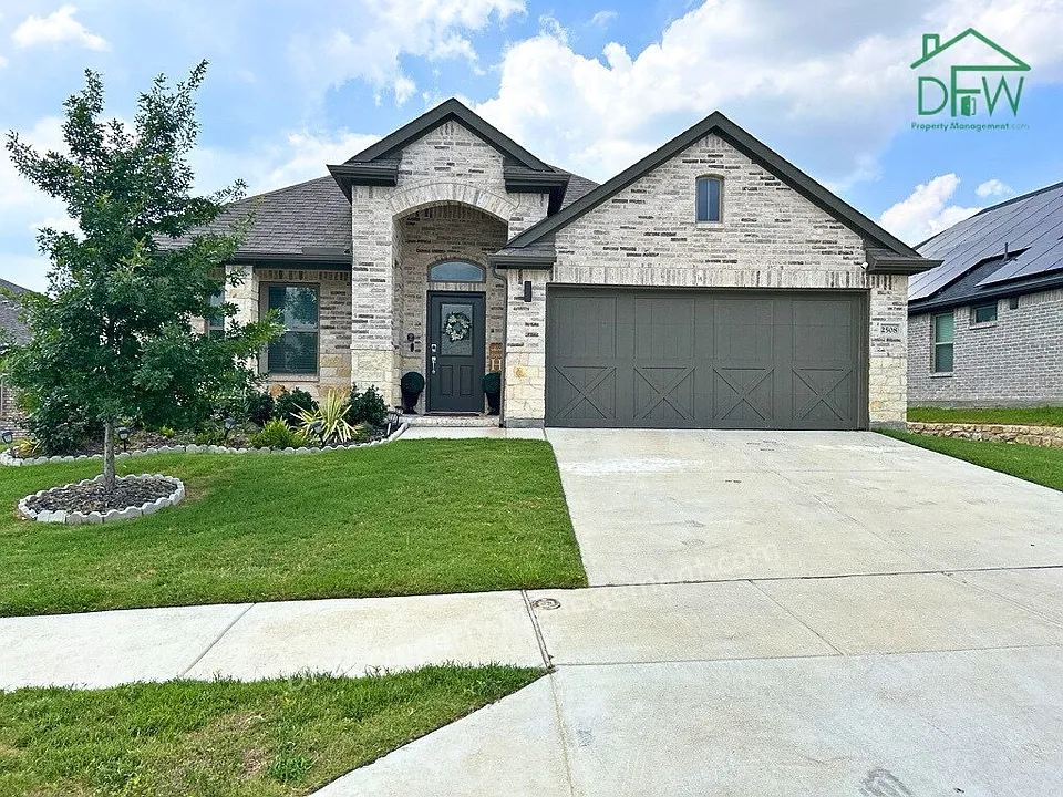 2508 Shakopee St