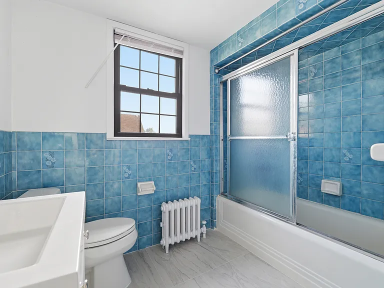 83 Hudson St #2 — Photo 12