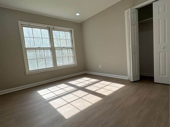 3606 Rainbow Cir