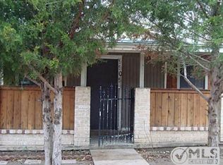 5505 Curzon Ave, Fort Worth, TX 76107