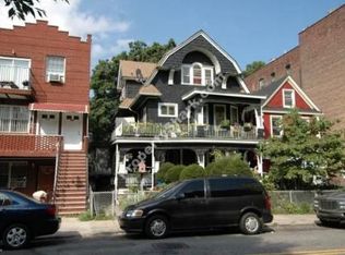 824 E 14th St, Brooklyn, NY 11230