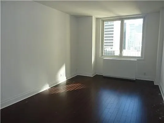 Rented by Anchor Associates | media 19