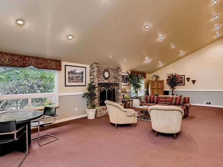 14200 NE 171st St #F207 — Photo 18
