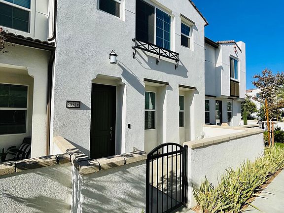 2nd image of 30316 Town Square Dr