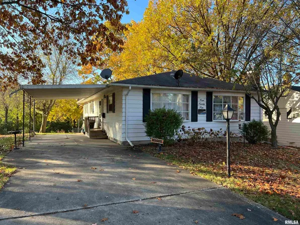 425 W Kelly St, Macomb, IL 61455