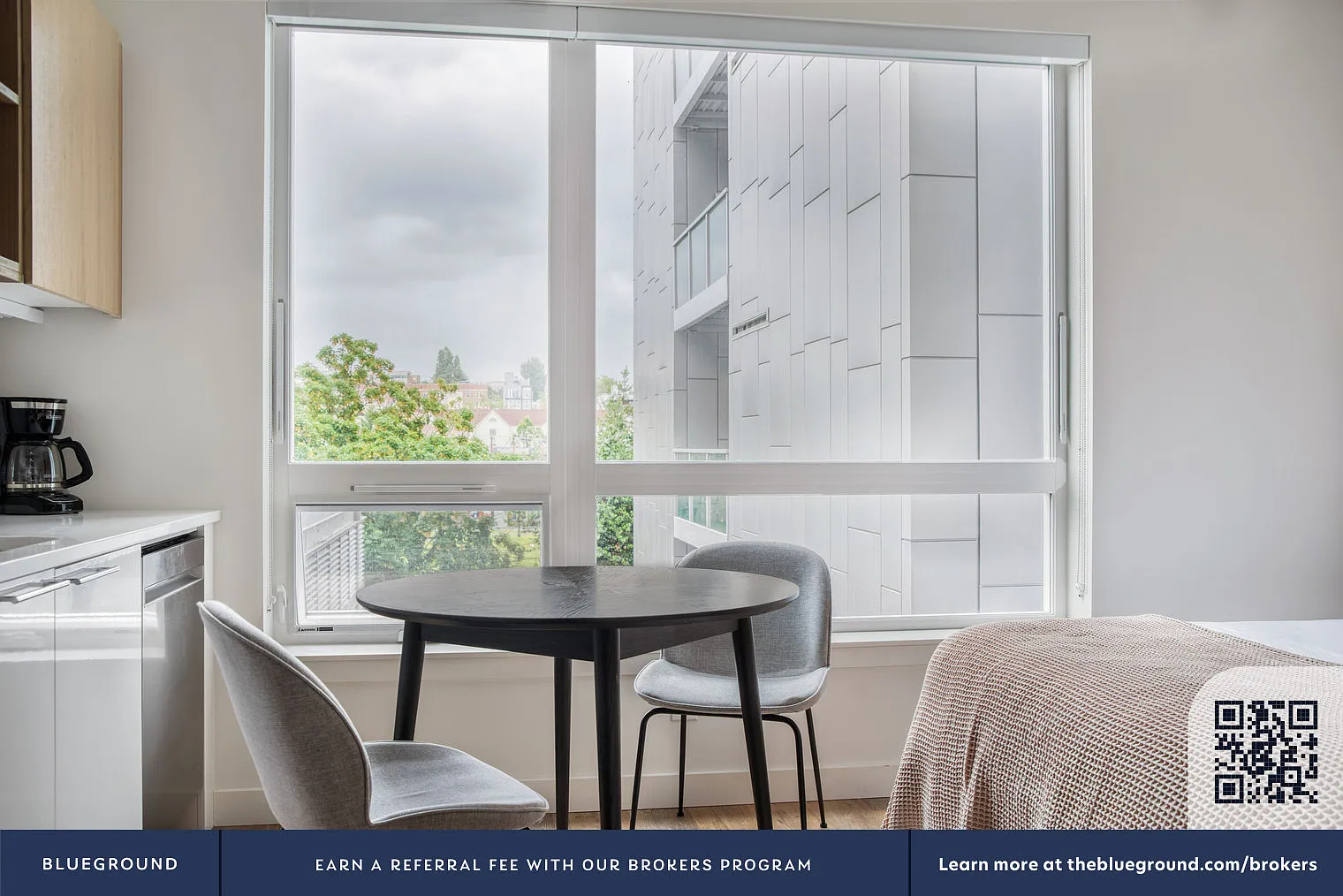 Studio, 1.0 bath, 428 sqft, $2,160 — Photo 3