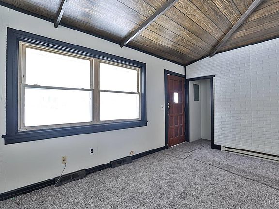 4th image of 218 Chidlaw Ave