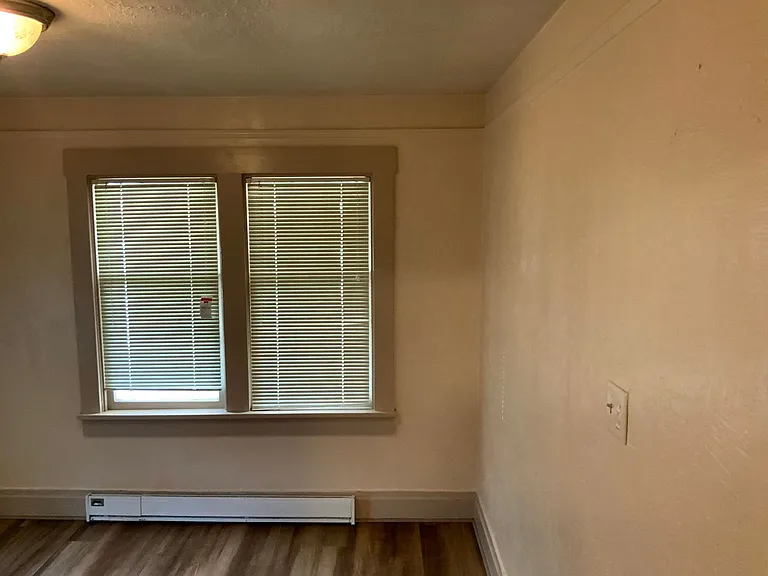 402 G St — Photo 10