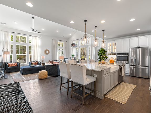 7th image of this home