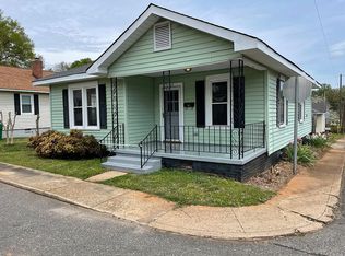 404 Woodlawn Ave, Cramerton, NC 28032