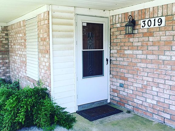 4th image of 3019 Kleimann Ave
