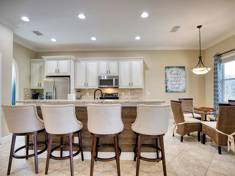 116 Pesaro Dr — Photo 25