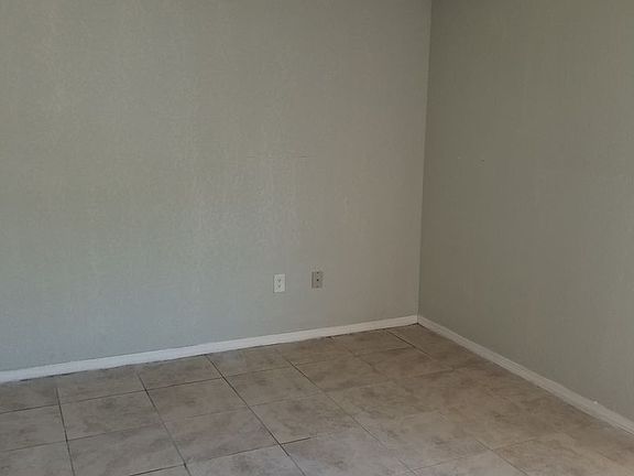 3rd image of 667 Trinidad Ct