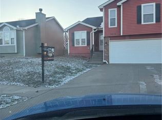 2202 Meadow Trail St, Joseph, MO 64503