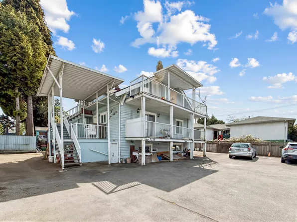 7320 Imperial St, Burnaby, BC V5E 1N7