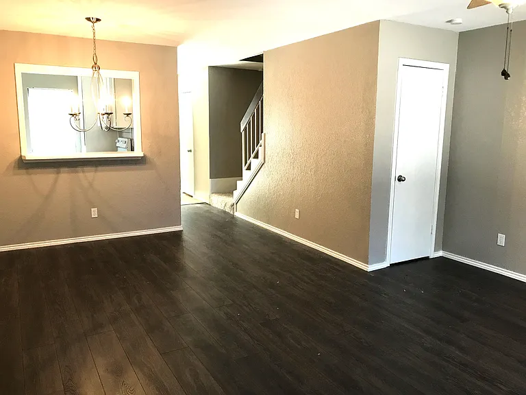 7326 Kingswood Cir #0 — Photo 3