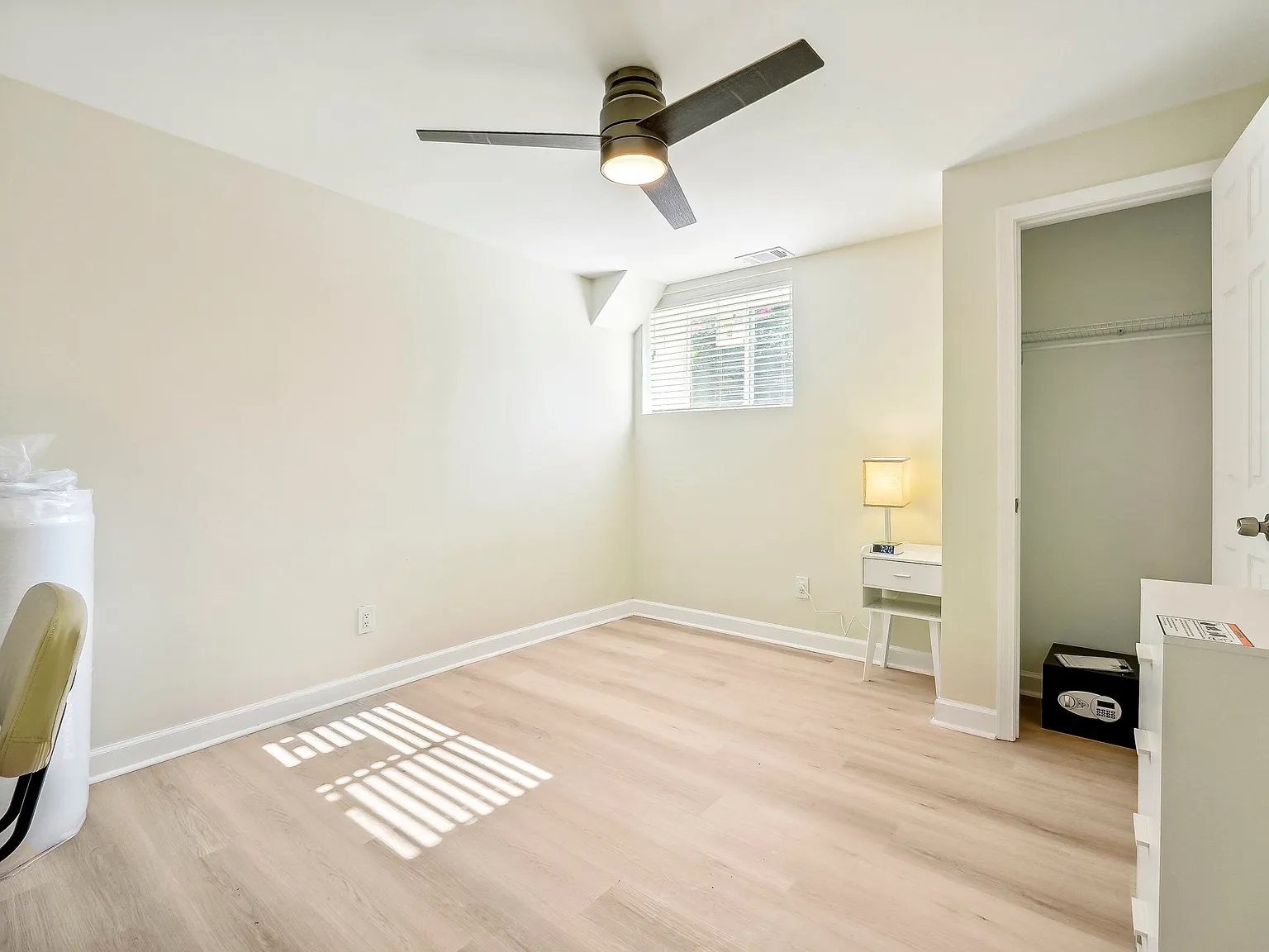 4 bed, 6.0 bath, 3000 sqft, $754 — Photo 2