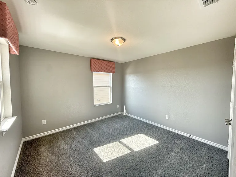 108 Bass Ln — Photo 22