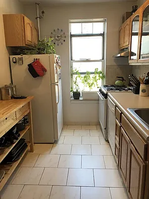 Rented by Crosstown Apartments NYC | media 8